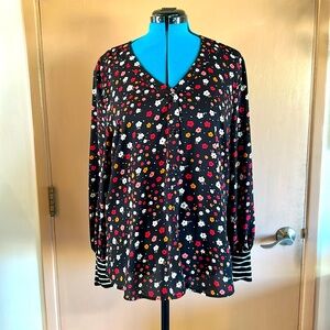 Cute work or fashion Cabi top.